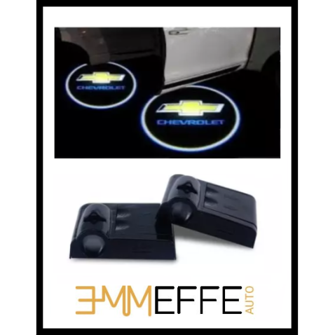 Proiettore Logo LED Chevrolet per Portiera con Batteria no Fori no Connessioni Plug & Play