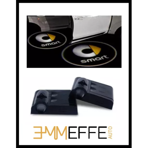 Proiettore Logo LED Smart per Portiera con Batteria no Fori no Connessioni Plug & Play