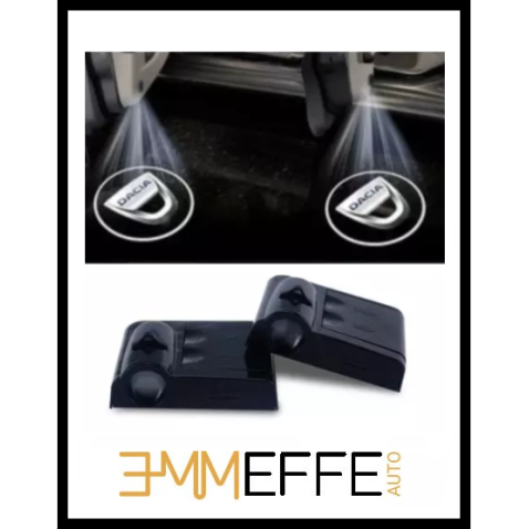 DACIA Sandero III (2020 in poi) kit sotto porta LED Logo