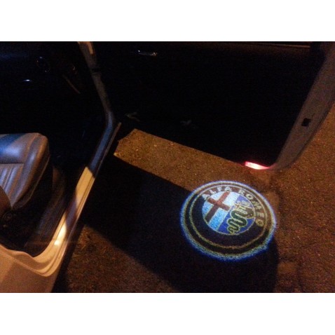Proiettore LOGO LED ALFA ROMEO SOTTO PORTA SPECIFICO Benvenuto in Vetro